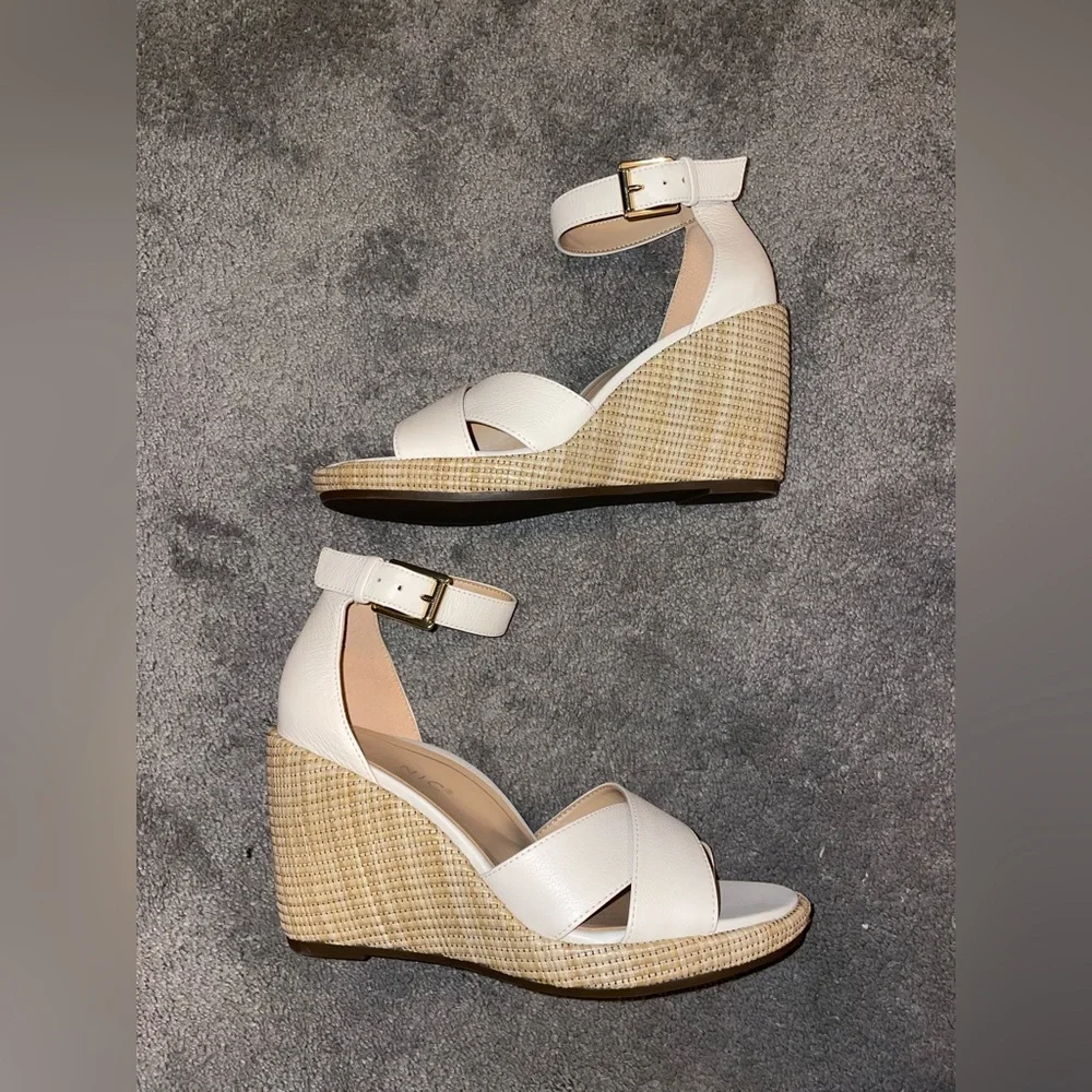 Vionic elegant cream